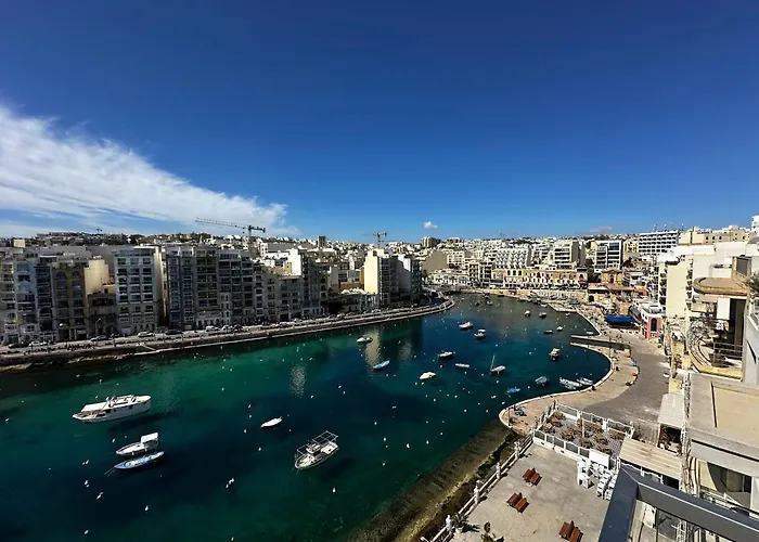 86 Spinola Bay